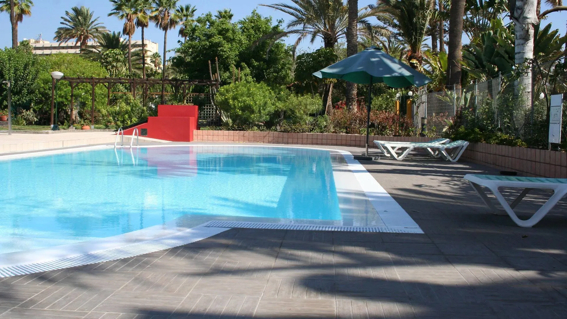 Gay Bungalows Artemisa - Men Only Playa del Ingles  Spain